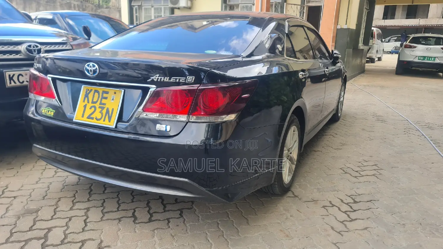 Toyota Crown 2014 Black