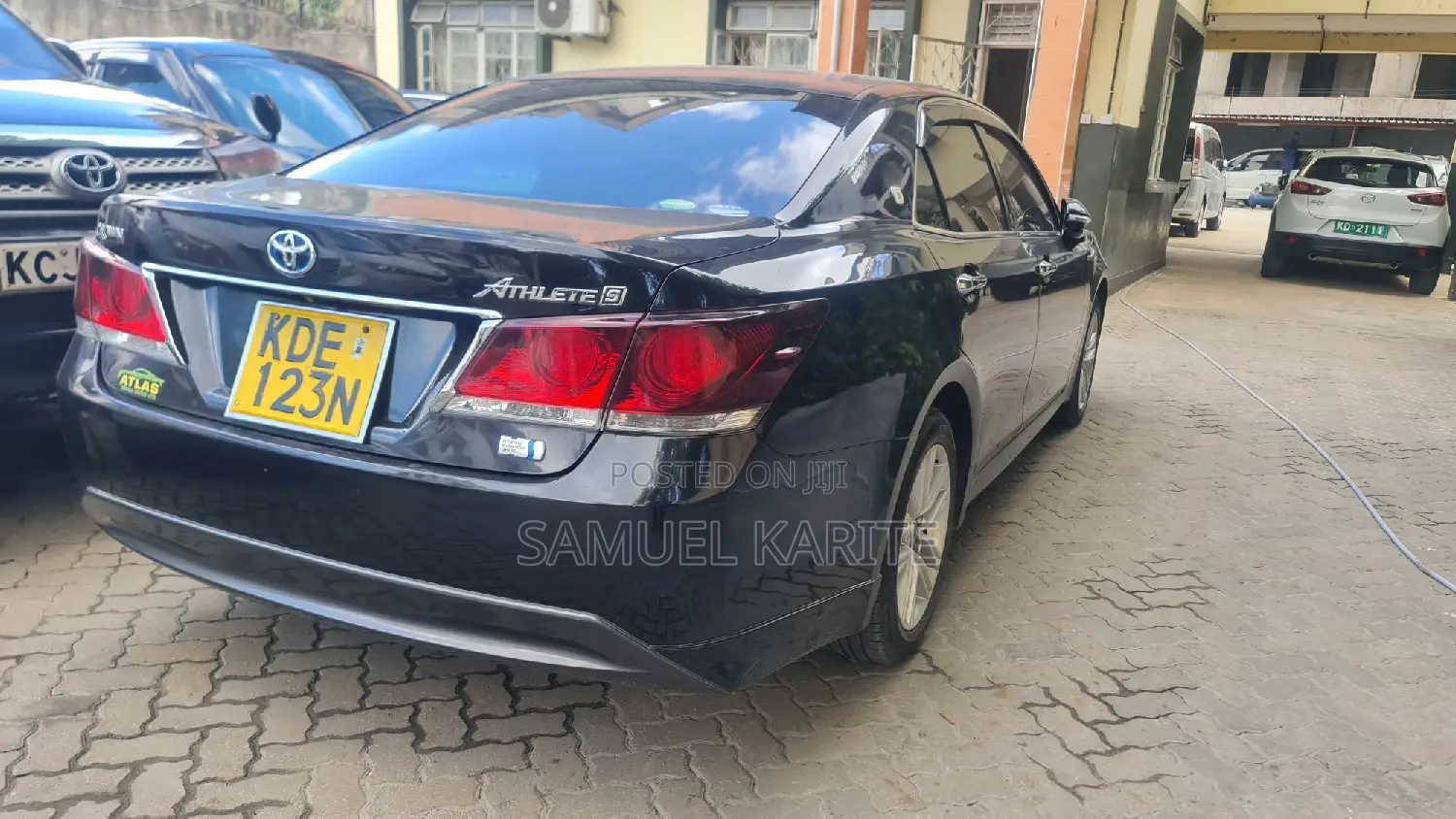 Toyota Crown 2014 Black