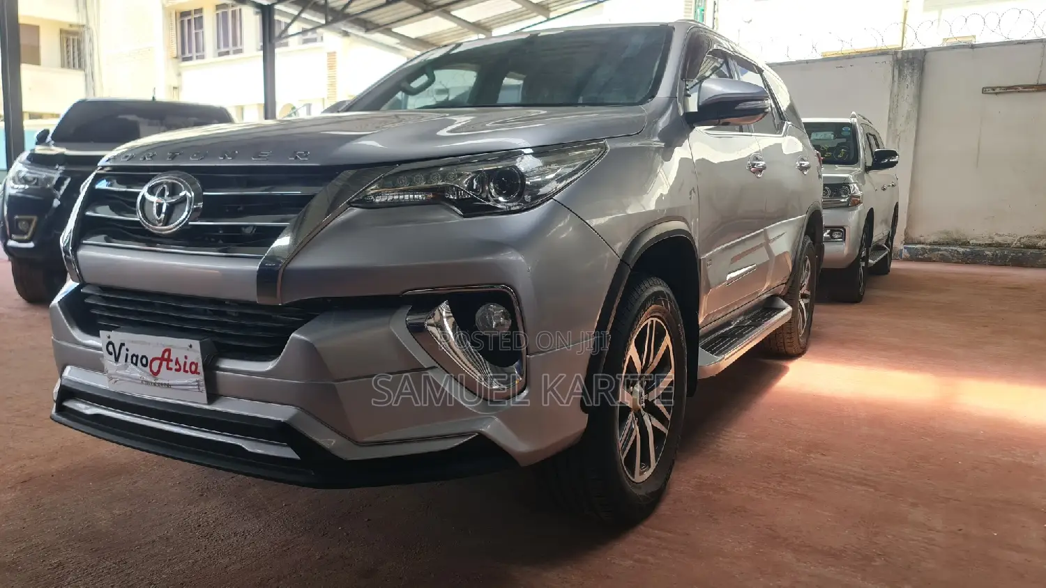 Toyota Fortuner 2017 Silver