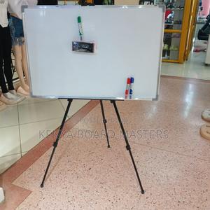 Whiteboards on Tripod Stand- 90*60cm White Boards on a Stand - thumbnail 2