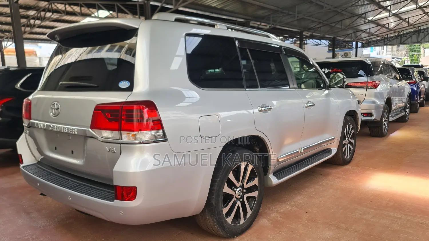Toyota Land Cruiser 2017 Silver