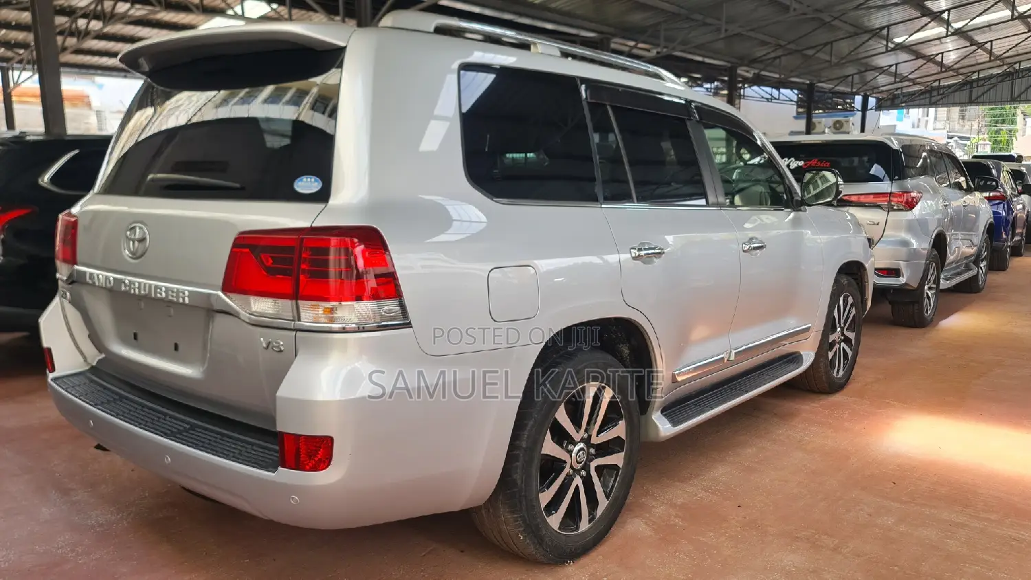 Toyota Land Cruiser 2017 Silver