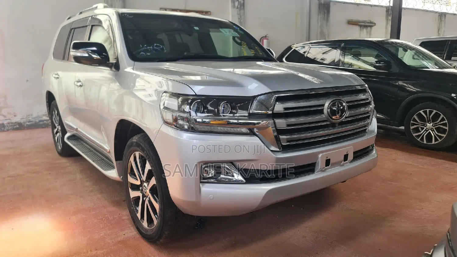 Toyota Land Cruiser 2017 Silver