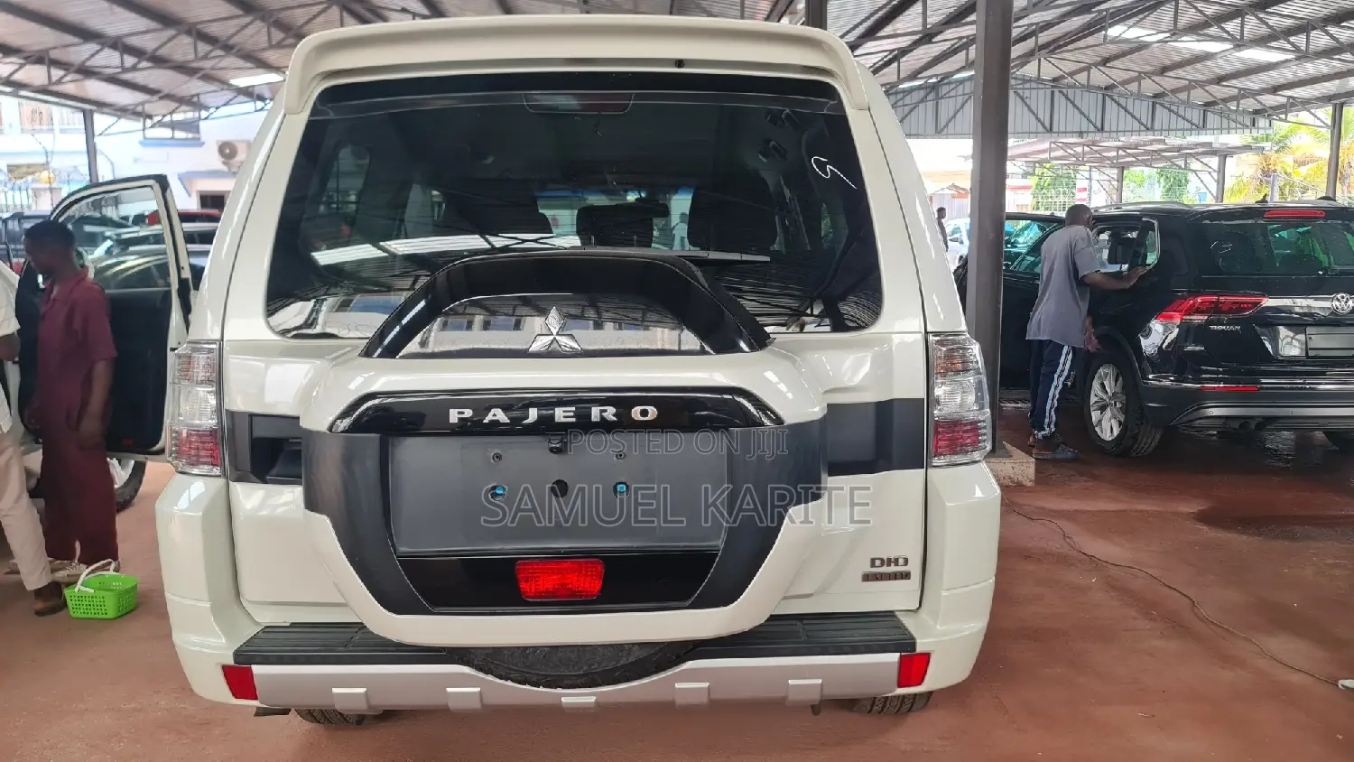 Mitsubishi Pajero 2017 White