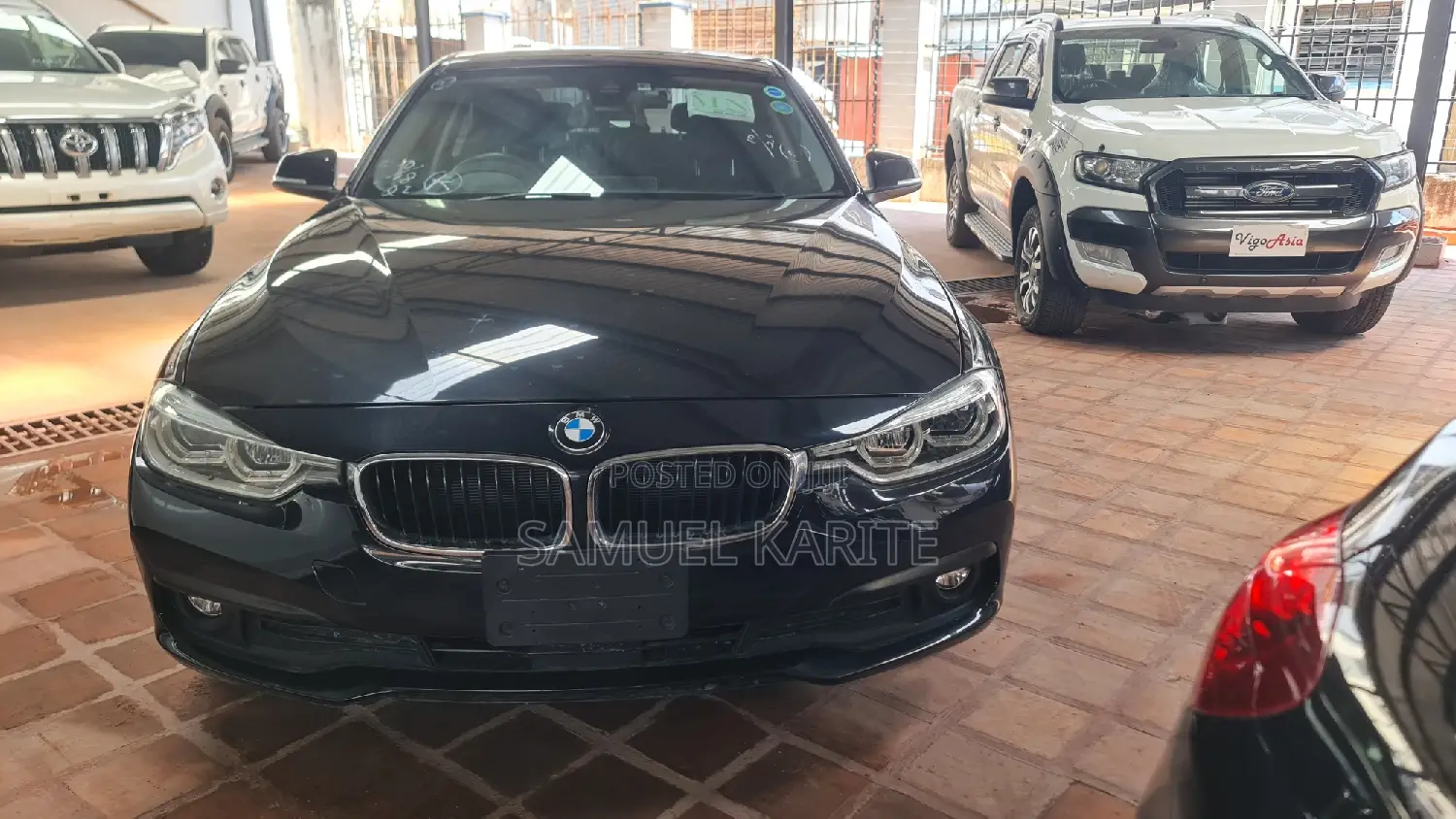 BMW 320i 2017 Black