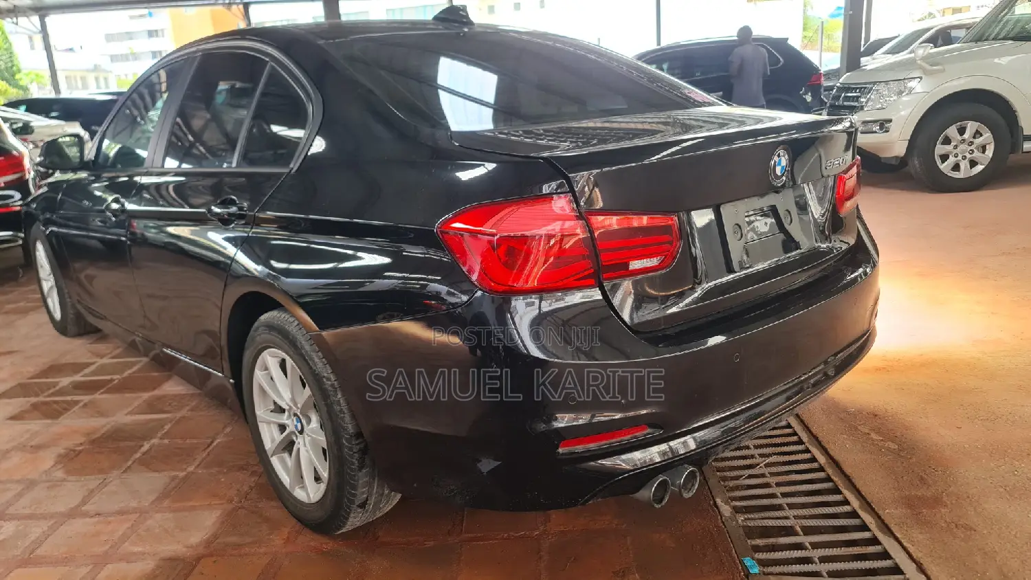 BMW 320i 2017 Black