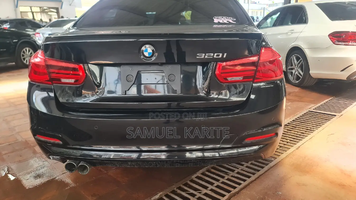 BMW 320i 2017 Black