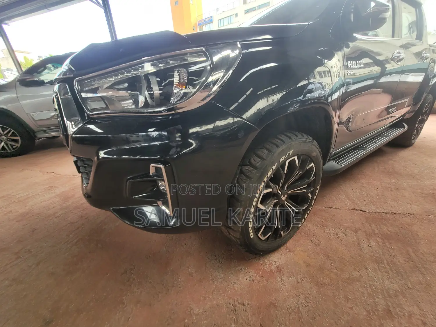 Toyota Hilux 2017 Black