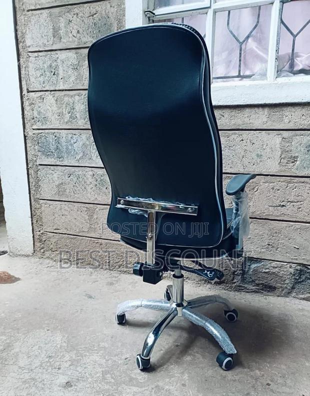 Executive Office Chair - main view