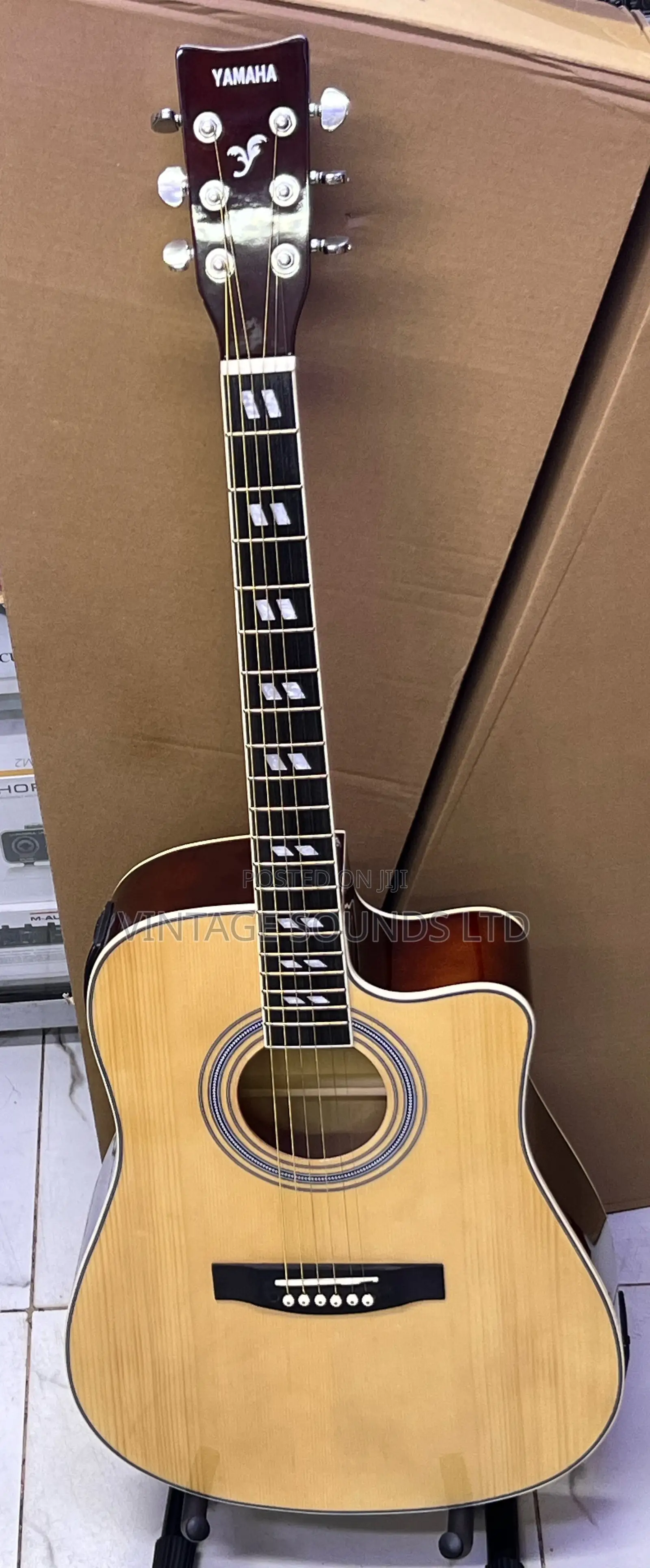 Original Yamaha Semi Acoustic Box Guitar