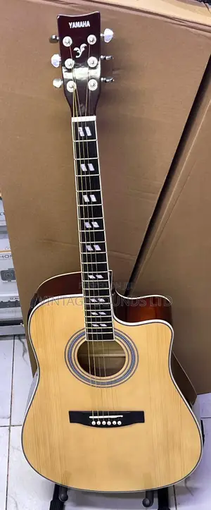Original Yamaha Semi Acoustic Box Guitar