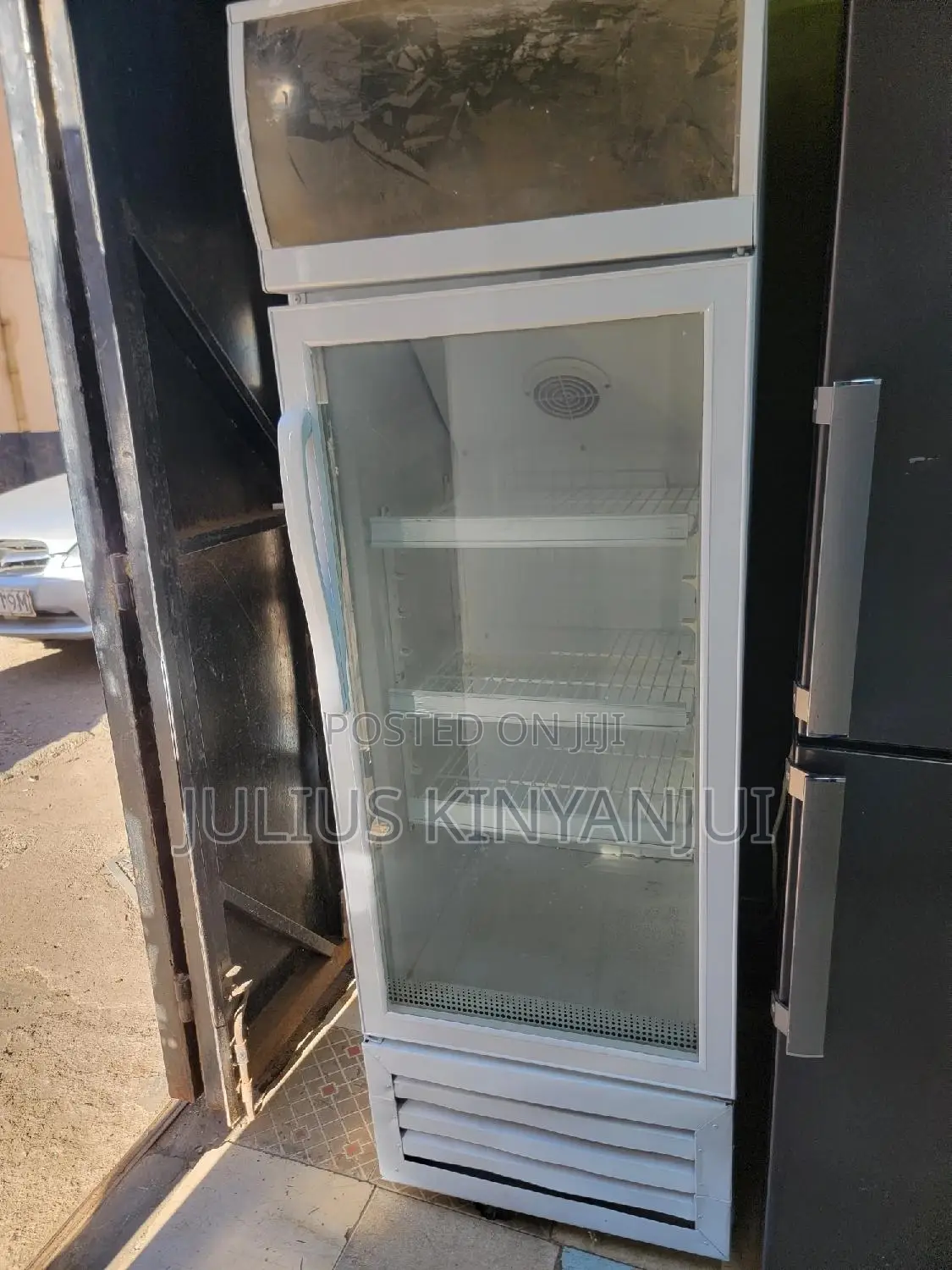 200L Ramtons Display Fridge