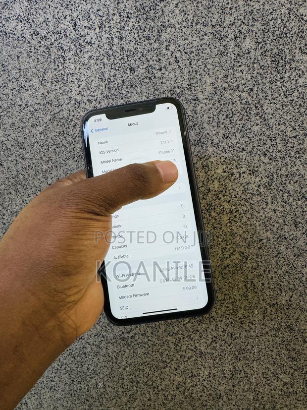 Apple iPhone 11 128 GB Black - thumbnail 3