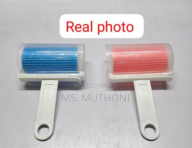 *Manual Lint Removing Roller Wheel - main view