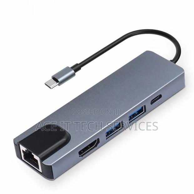 Universal Type C 5 in 1 - main view