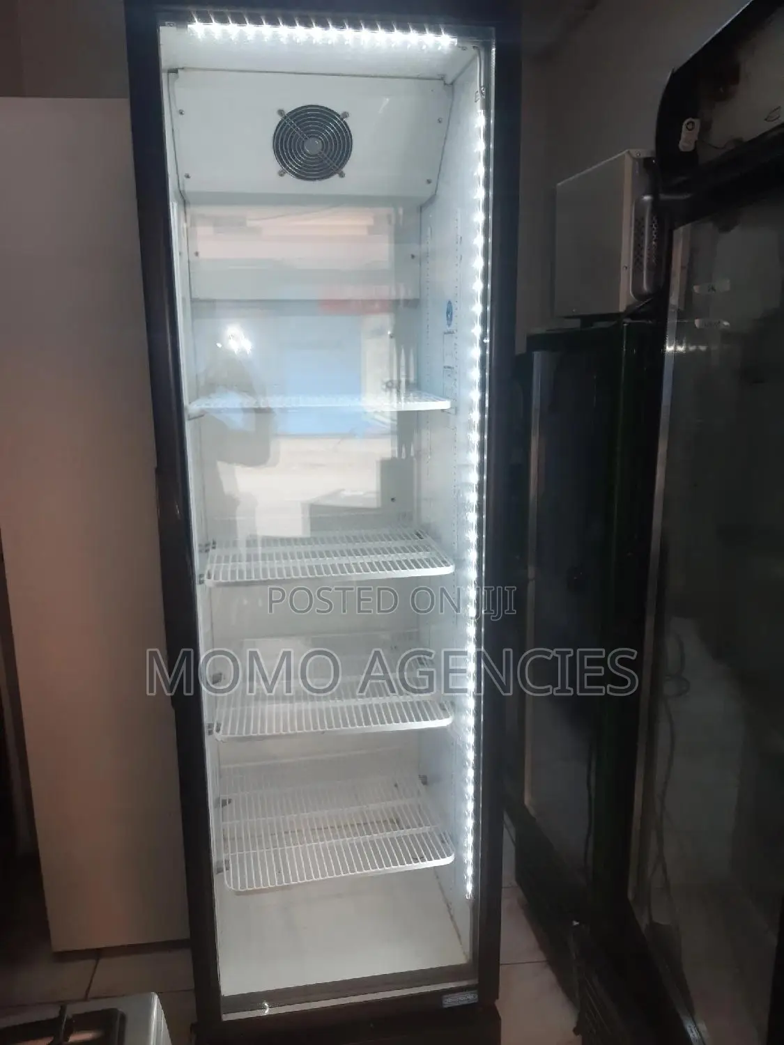 Clear Door Fridge ( Display Fridge 500l)
