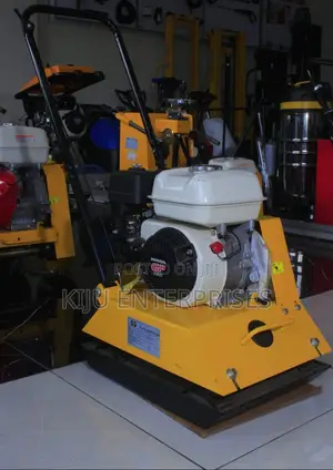Plate Compactor Machine Honda Engine Available Now