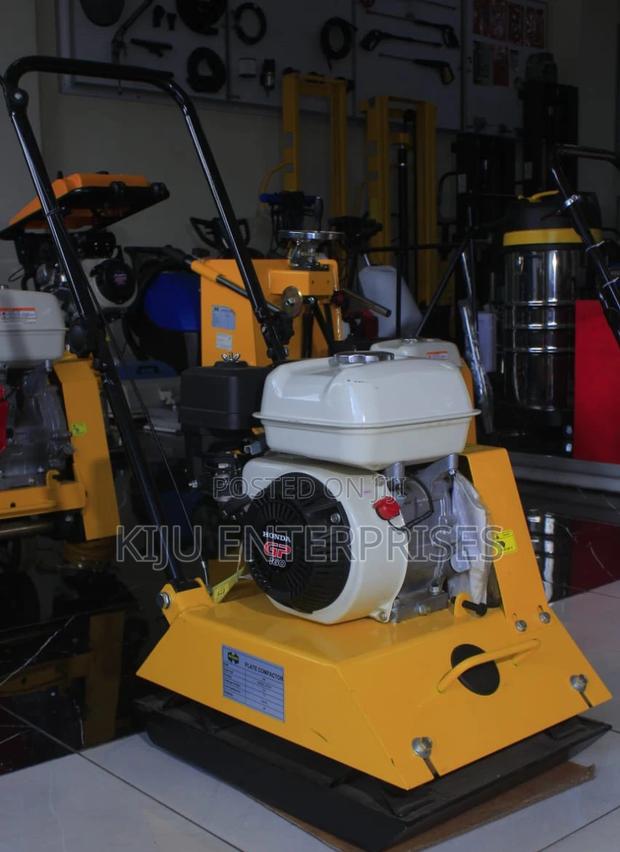 Plate Compactor Machine Honda Engine Available Now - thumbnail 3