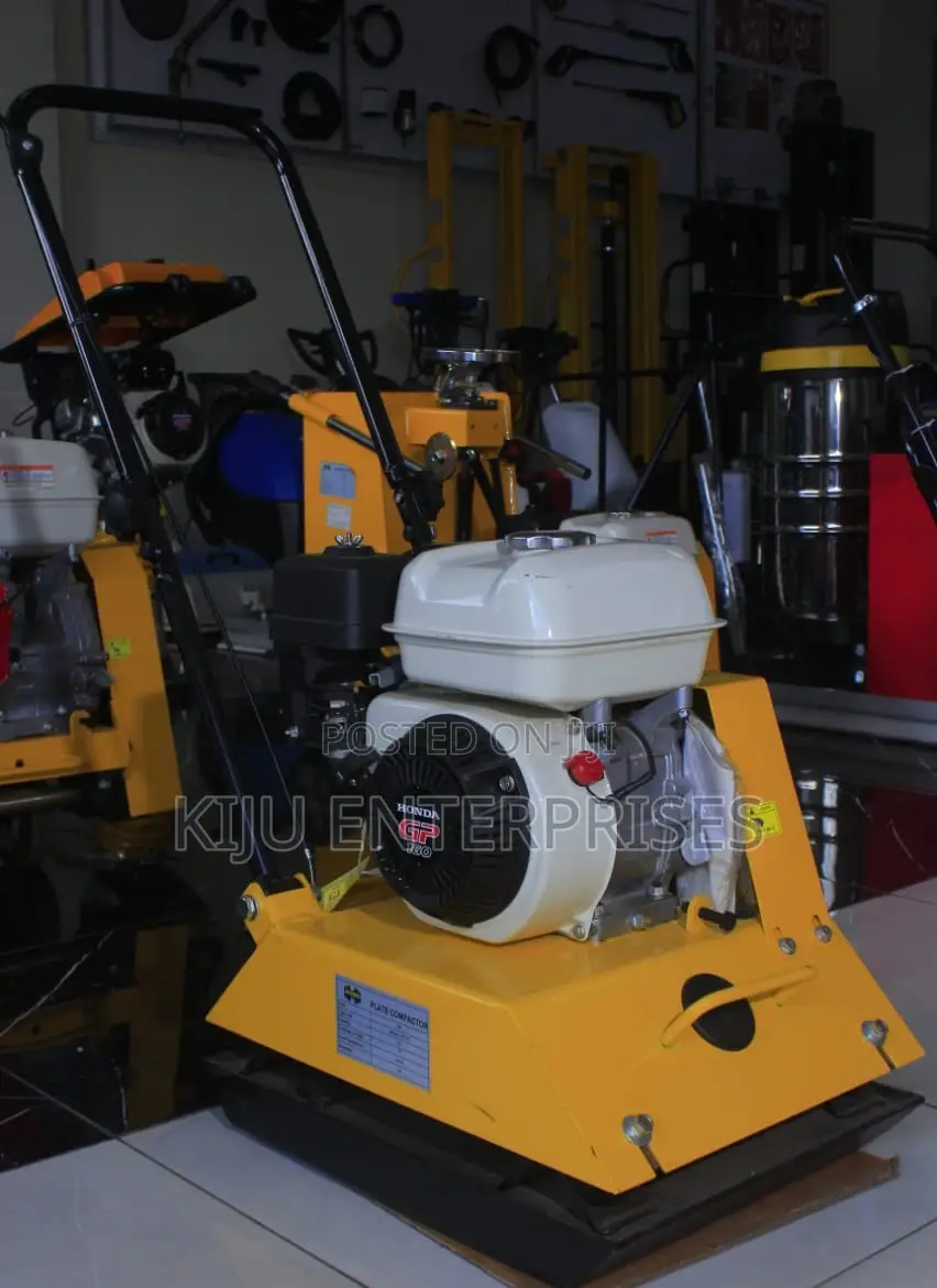 Plate Compactor Machine Honda Engine Available Now