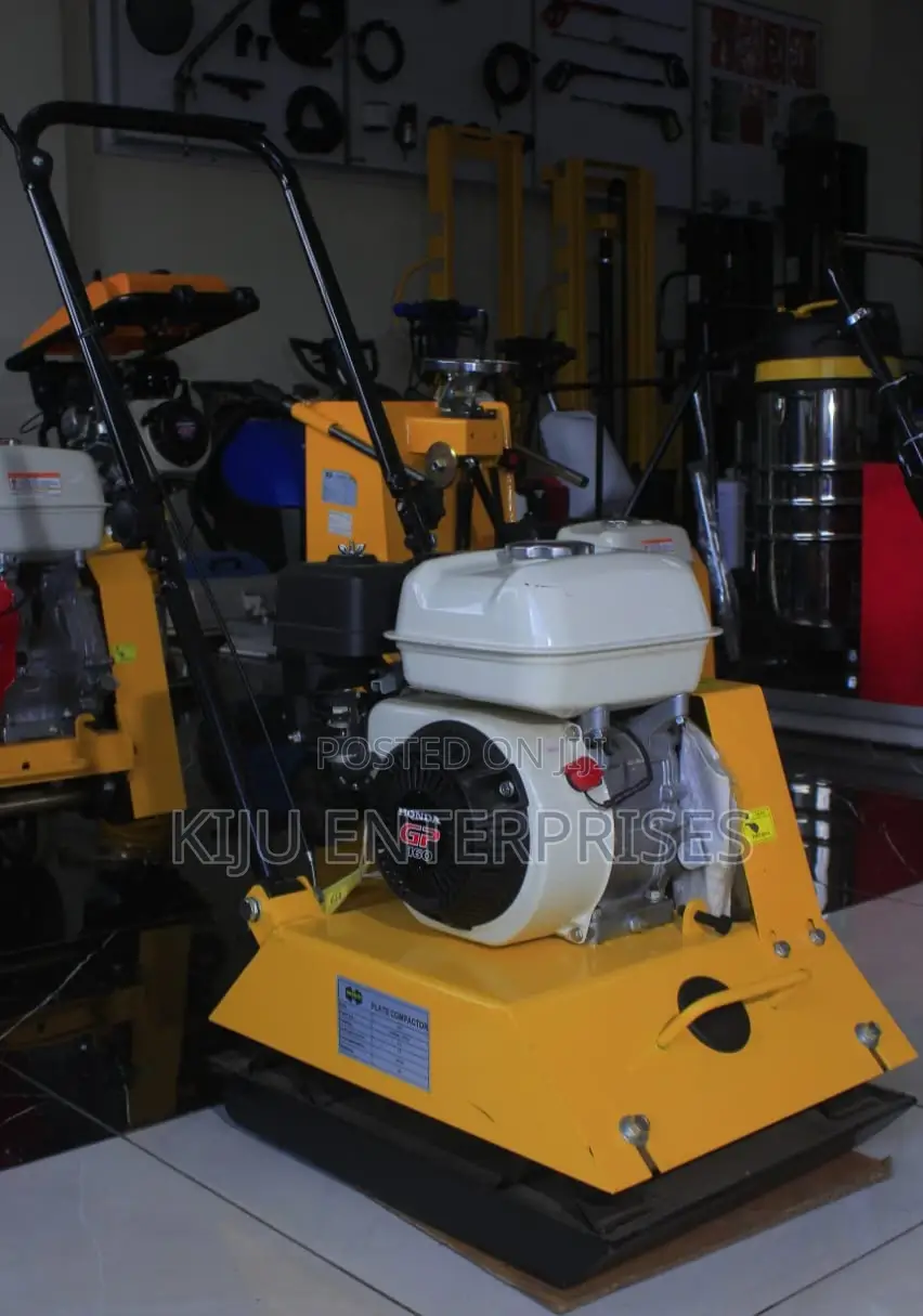 Plate Compactor Machine Honda Engine Available Now