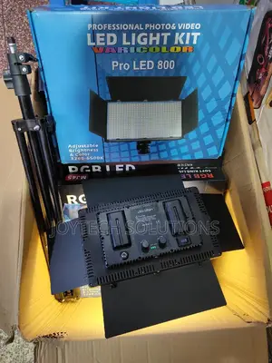 PRO LED 800+ Light for Video and Photo Studio With Tripod