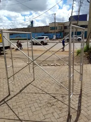 Scaffolding Ladder. Heavy Gauge