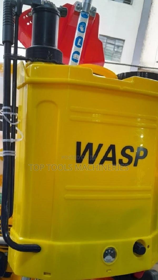 Wasp Automatic Battery Knapsack Sprayer - thumbnail 2