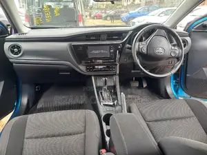 Toyota Auris 2017 Blue