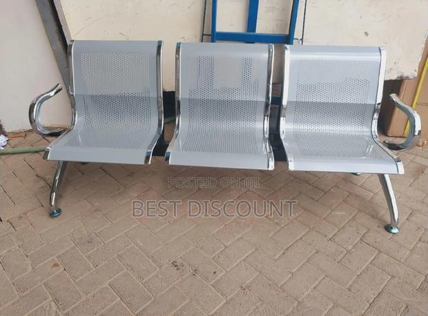 Waiting Chairs Waiting Chairs - main view