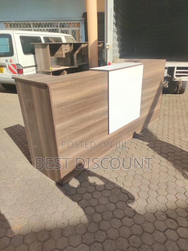 Receptionist Desk Receptionist Desk - main view