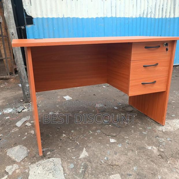 Office Desk Office Desk 1m - main view