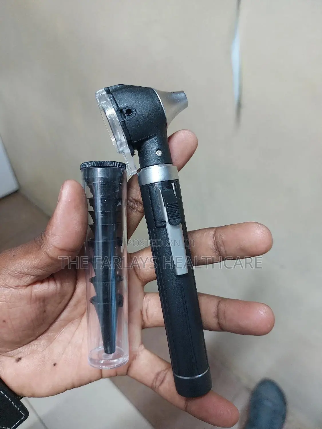 Ear Otoscope / Fibre Otoscope.