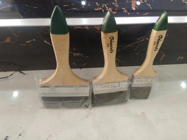 Green Tip Painting Brushes - thumbnail 2