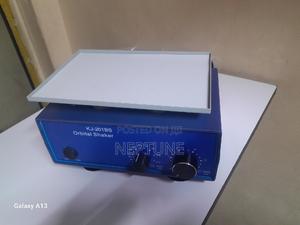 Orbital Shaker - thumbnail 2