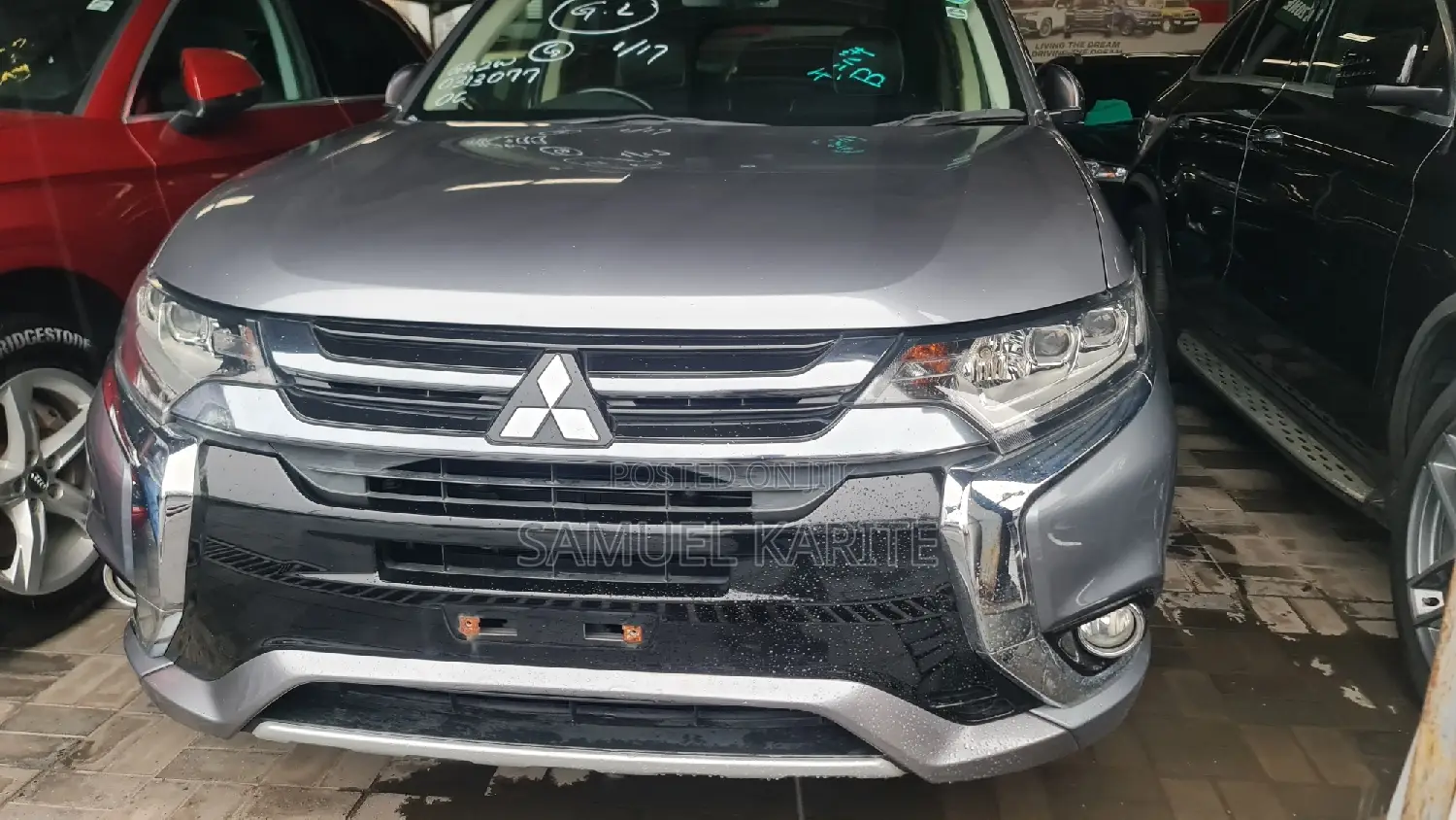 Mitsubishi Outlander 2017 Gray