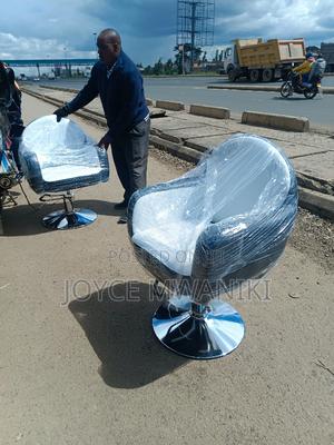 Salon Seats With Hydraulic Machine, Black and White - thumbnail 2