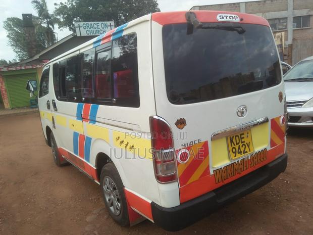 Toyota HiAce 2014 White - thumbnail 6