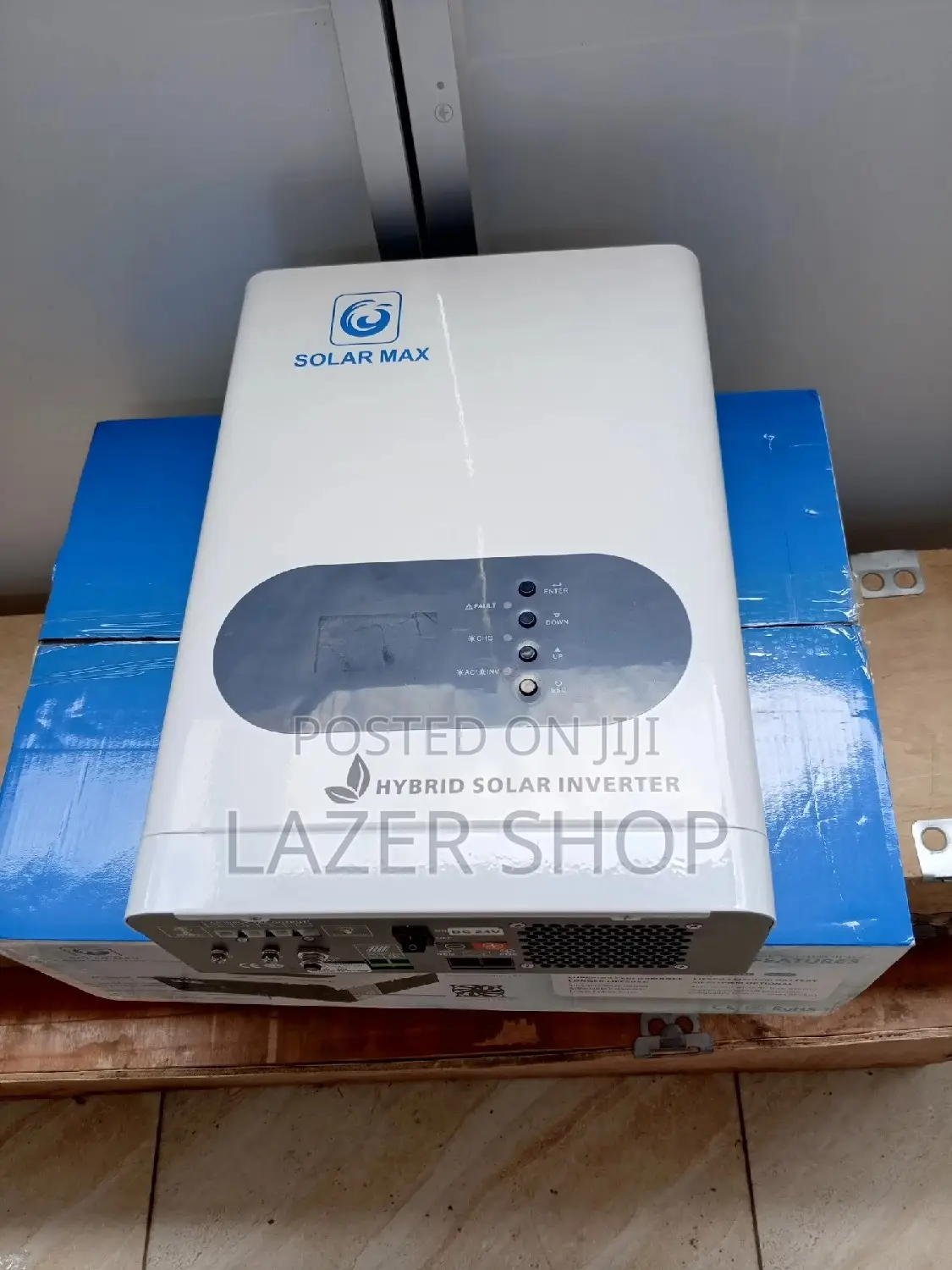 Solarmax 24v 2kva Hybrid Inverter