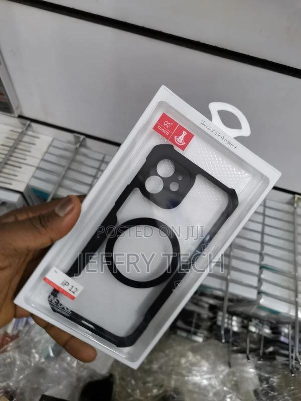 Xundd Bumper Case With Magsafe Ring Stand for iPhone 12 - thumbnail 3