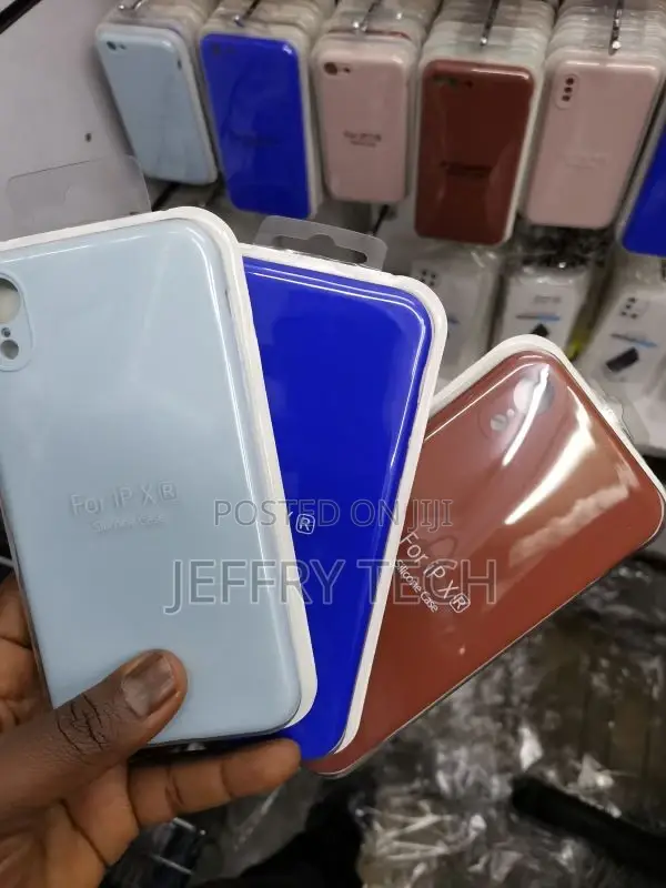 No Logo Brown Original Silicone Case for Apple iPhone XR