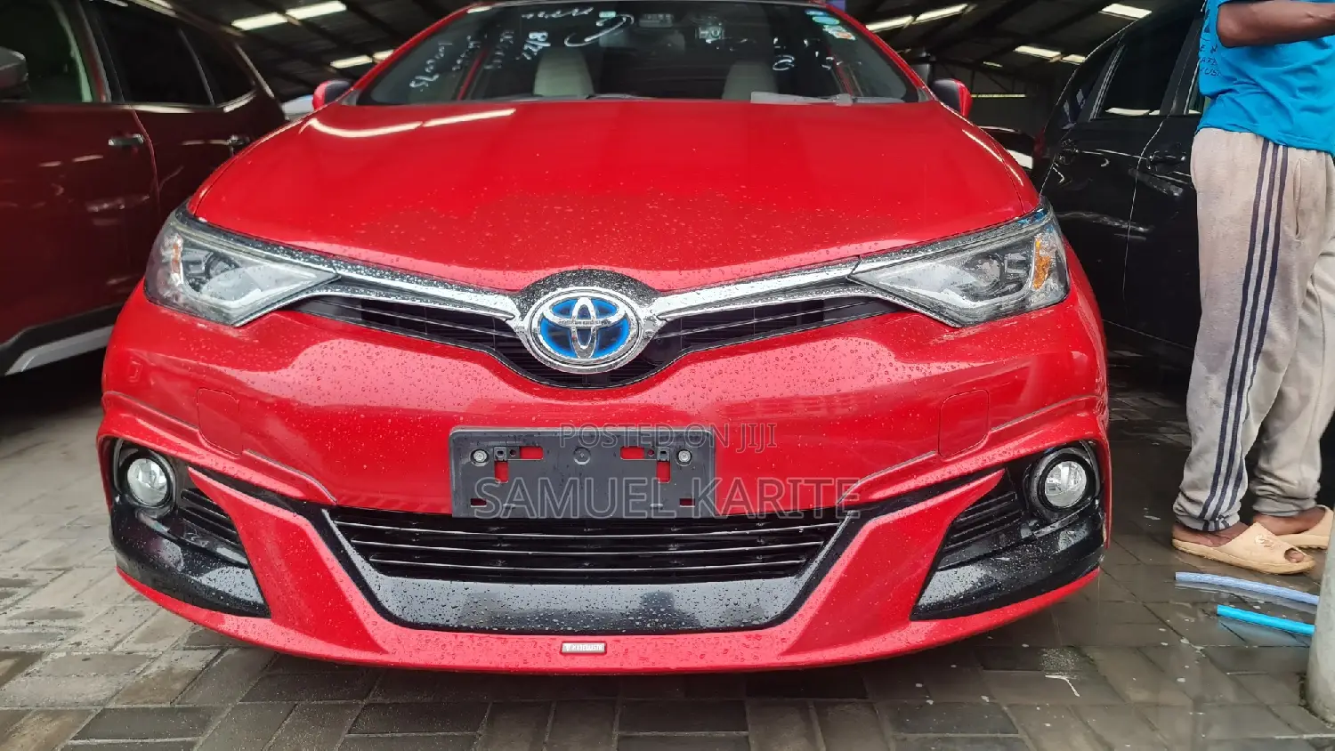 Toyota Auris 2017 Red