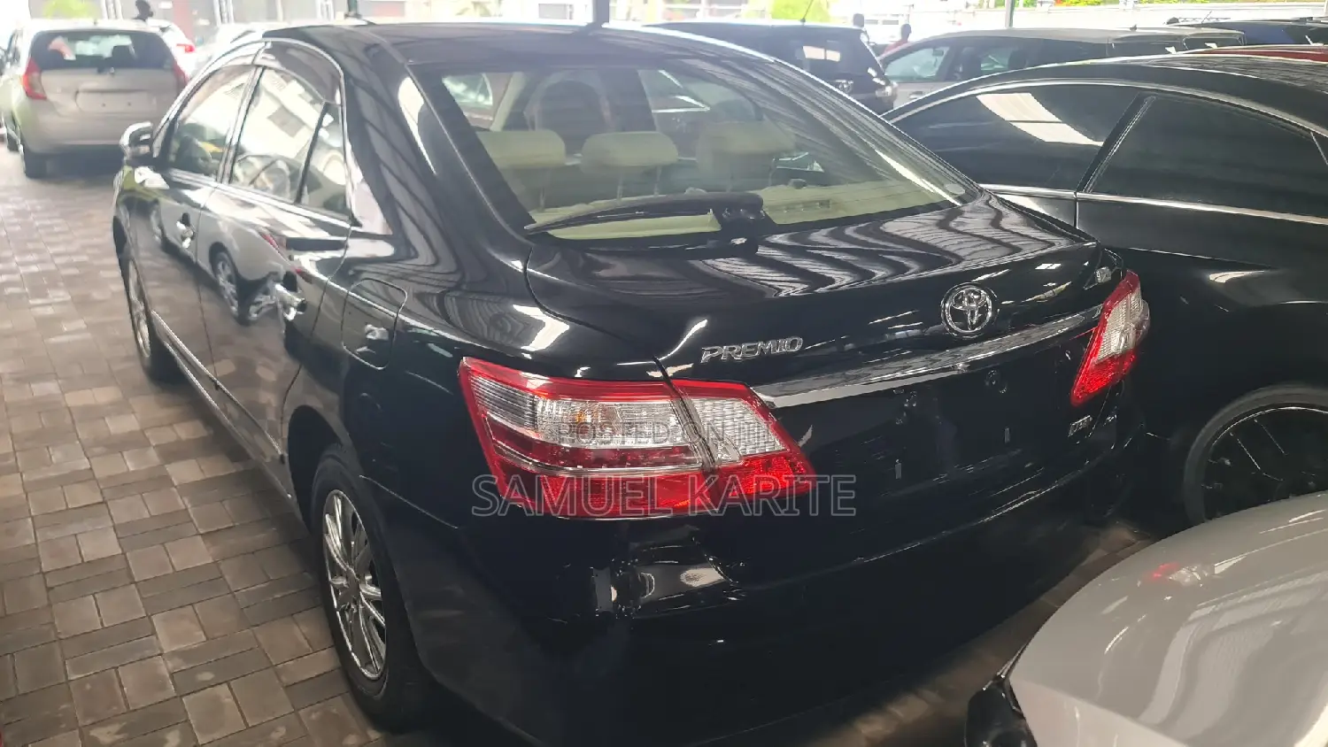 Toyota Premio 2016 Black