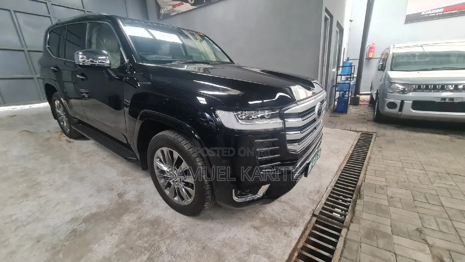 Toyota Land Cruiser 2023 Black