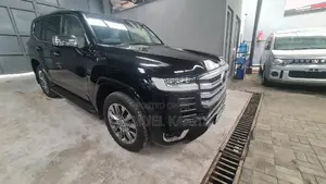 Toyota Land Cruiser 2023 Black