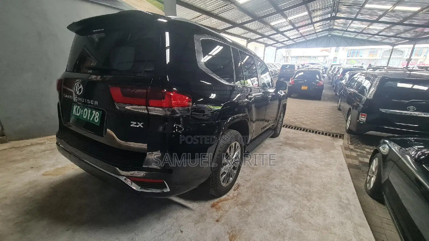 Toyota Land Cruiser 2023 Black