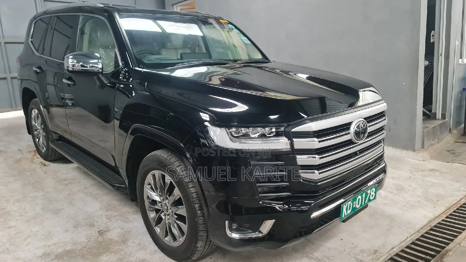 Toyota Land Cruiser 2023 Black