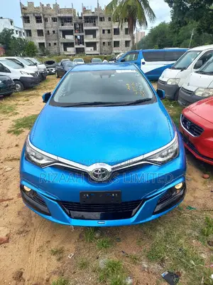 Toyota Auris 2017 Blue