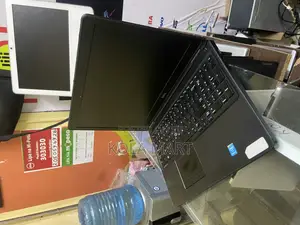 Laptop Dell Inspiron 15 5558 8GB Intel Core I5 HDD 500GB