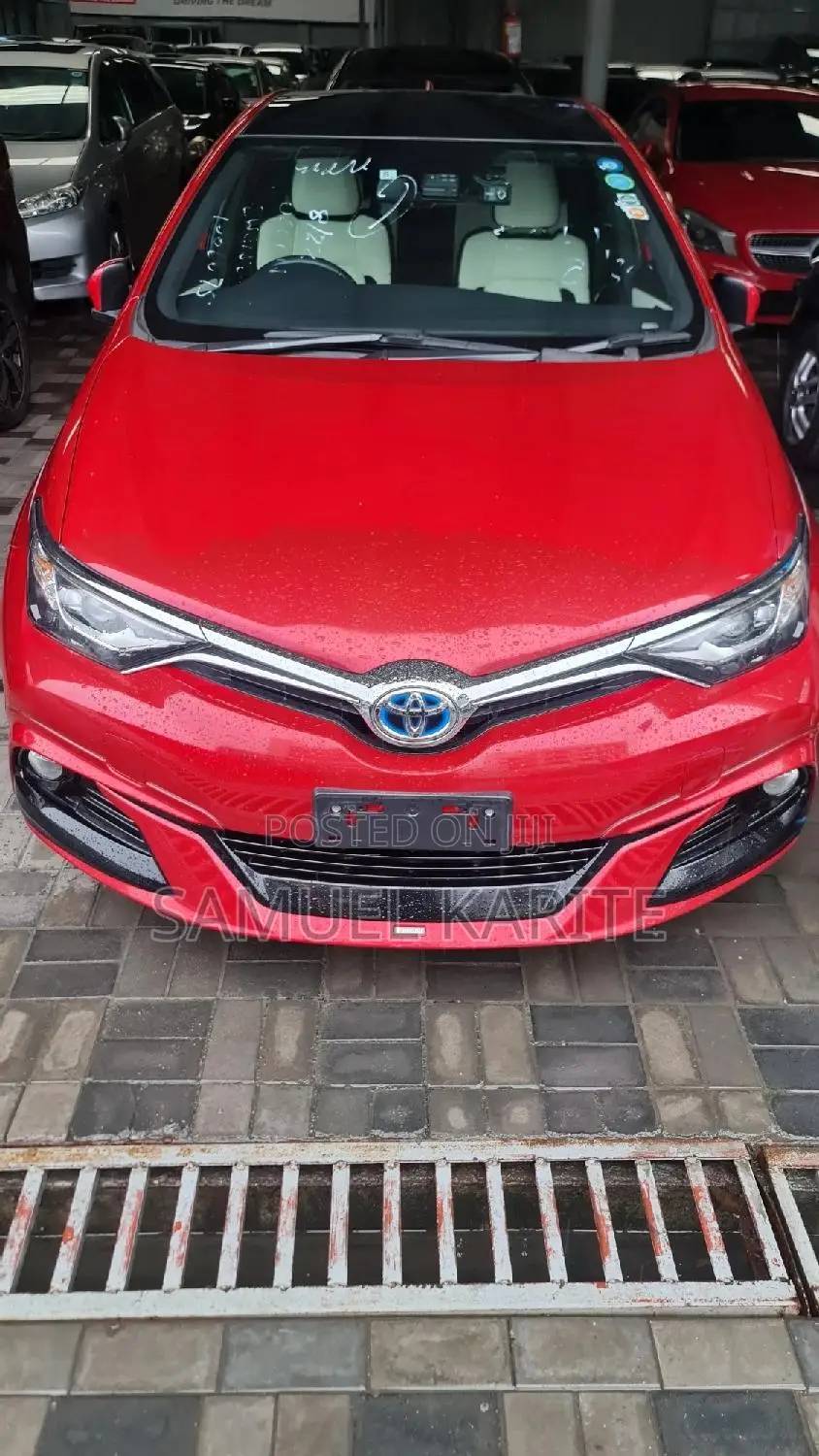 Toyota Auris 2017 Red