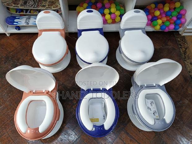 Potty Training Seat * Potty Training Seat - main view